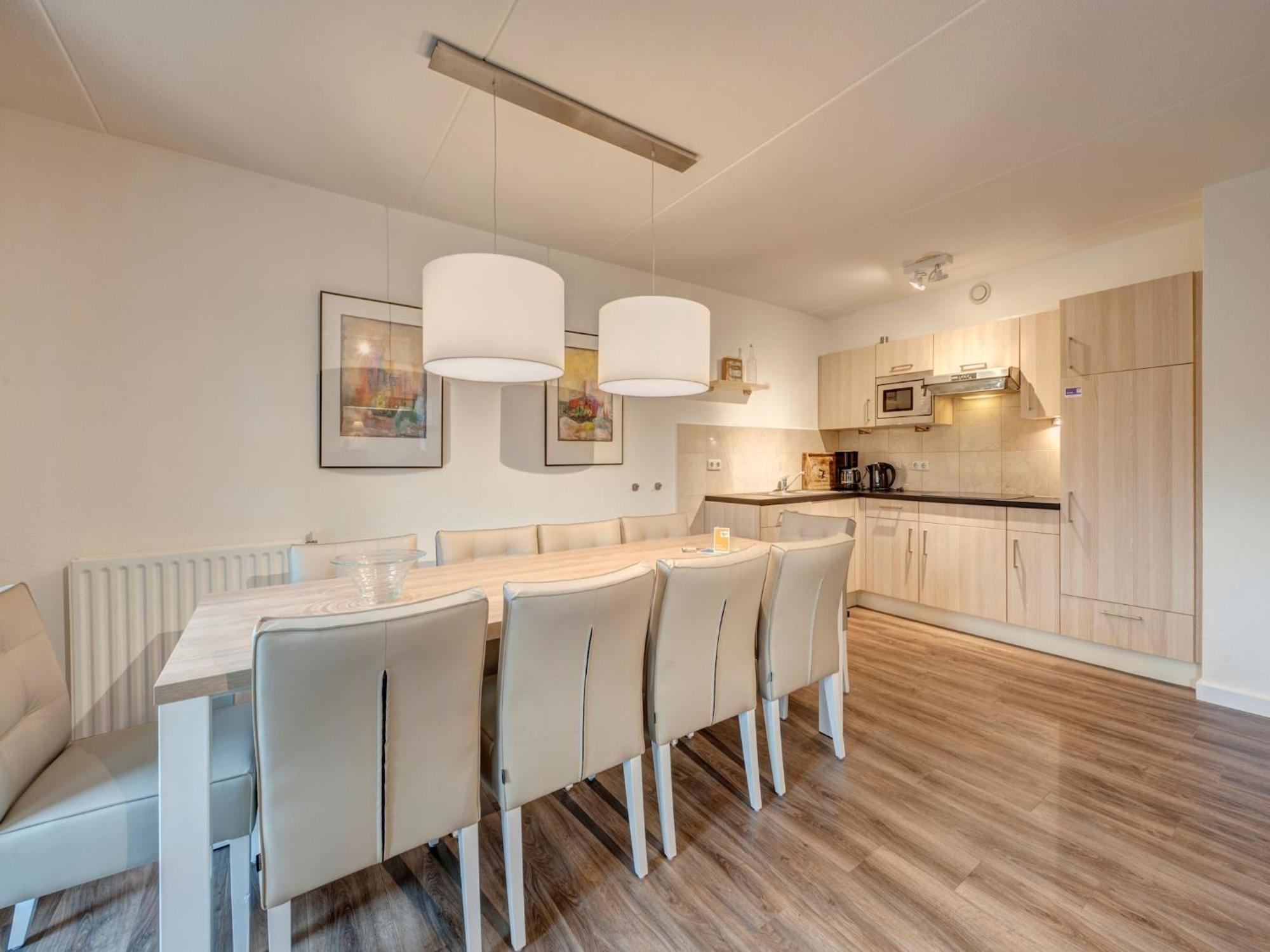Villa Restyled Villa, Sea At Just 1 Km , In Cozy *