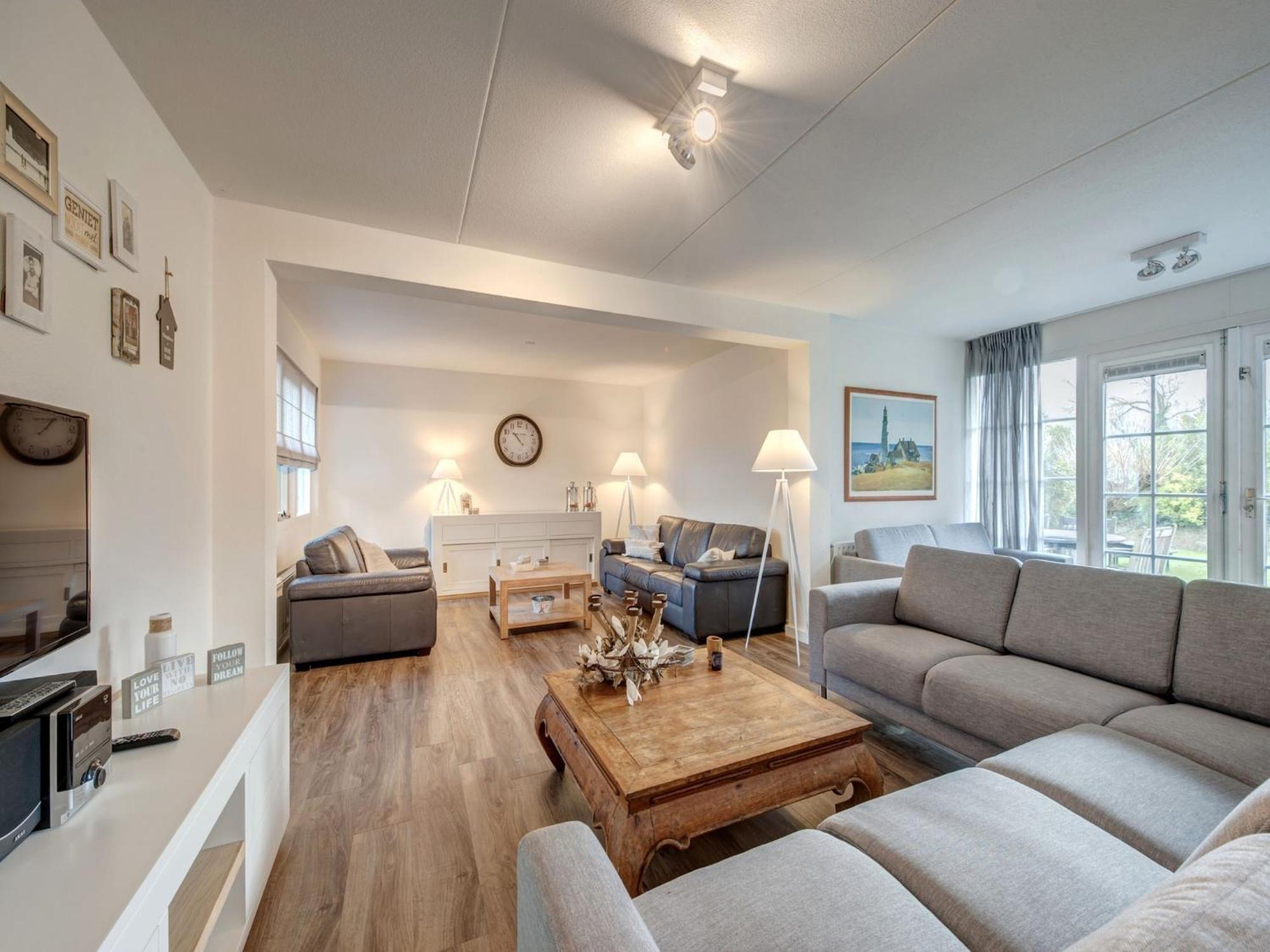 Restyled Villa, Sea At Just 1 Km , In Cozy Domburg